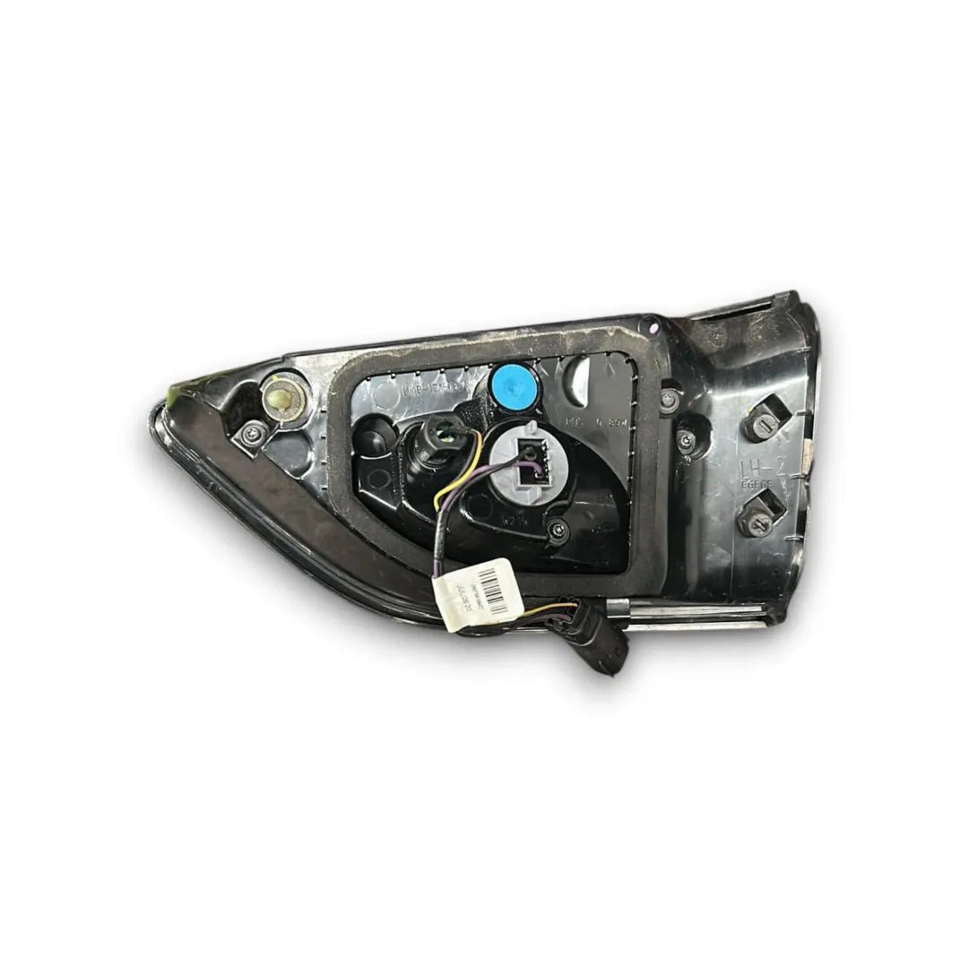 Dettaglio Fanale posteriore interno sinistro Ford Kuga III dal 2019 OEM 2593802 - foto 2