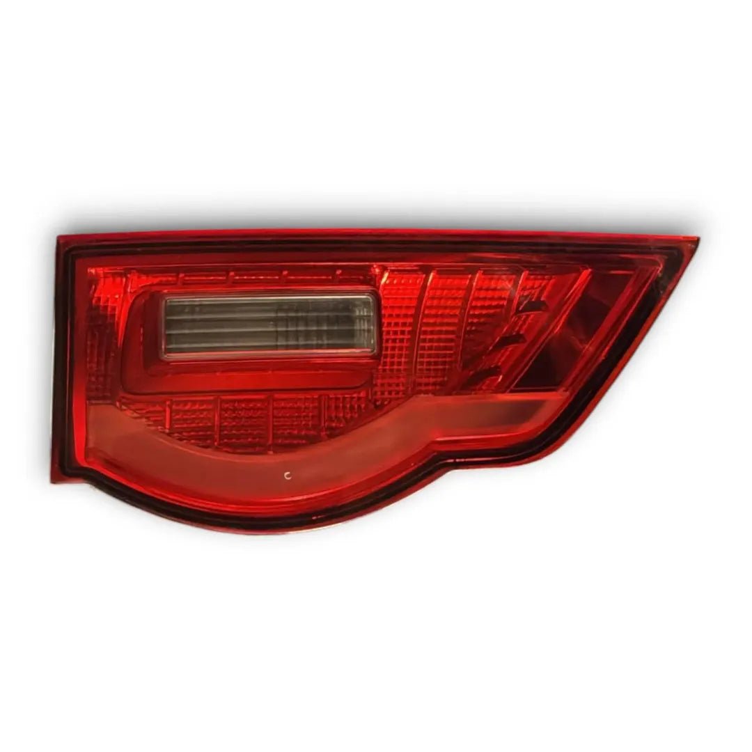 Fanale posteriore sinistro Jaguar F-PACE X761 cod. HK83-15K273-AA - F&P CRASH SRL - Ricambi Usati