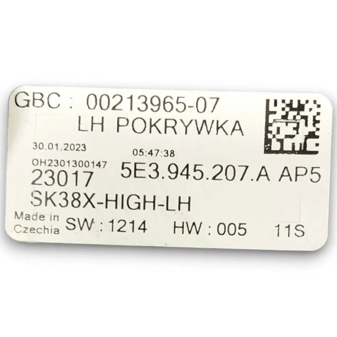 Fanale posteriore sinistro Skoda Octavia dal 2020 OEM 5E3.945.207.A - F&P CRASH SRL - Ricambi Usati