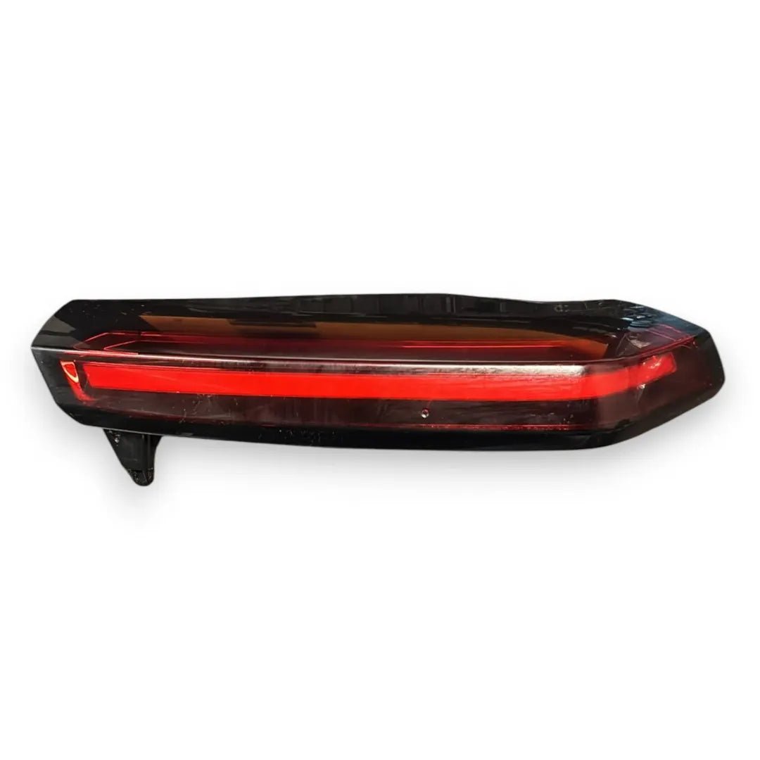 Fanale posteriore superiore destro Citroën C4 III dal 2020 cod. 9831120580