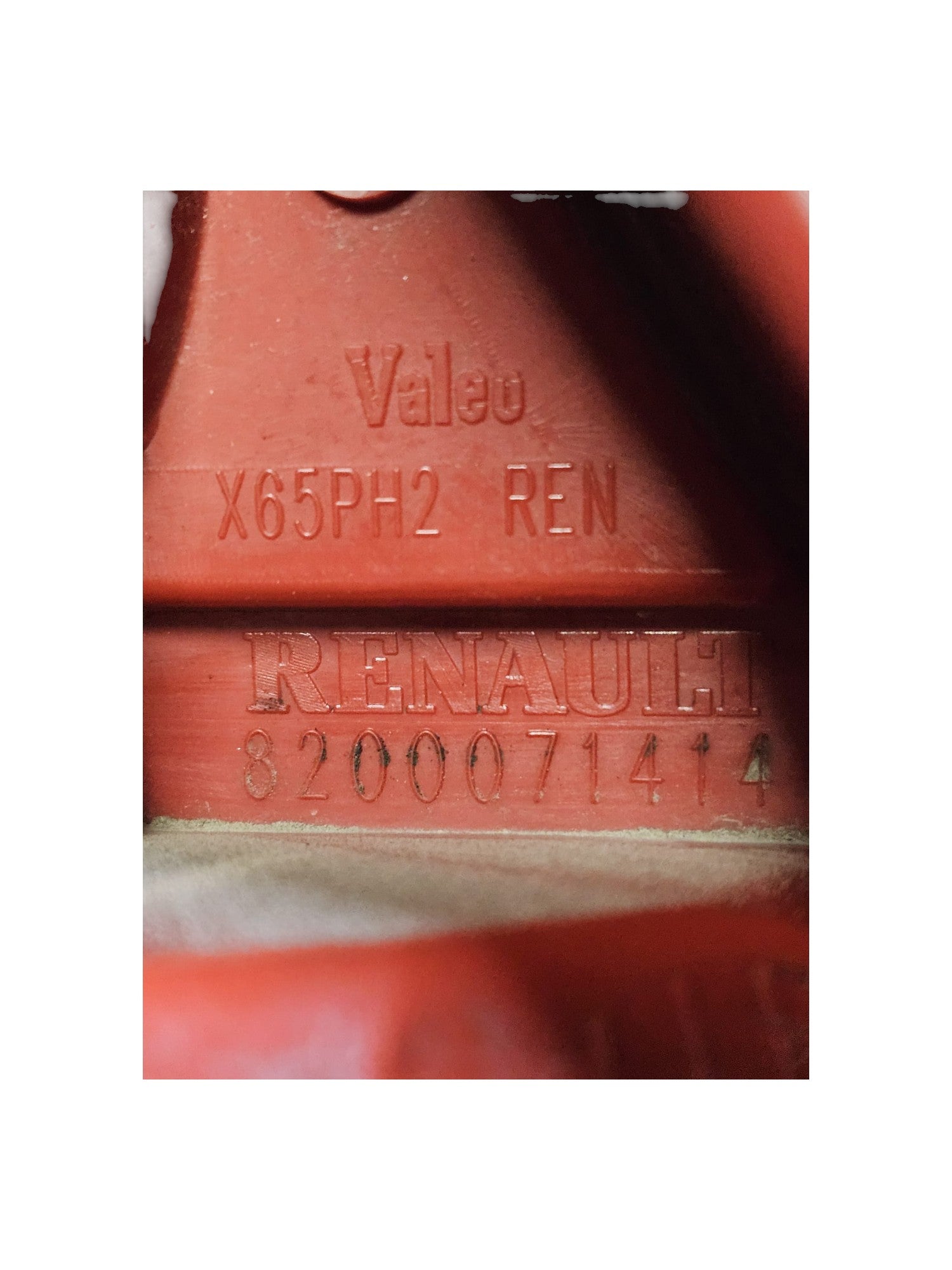 Rear Right Halogen Tail Light Renault Clio II Restyling Code:8200071414 (2001 - 2012) - F&P CRASH SRLS - Used Parts