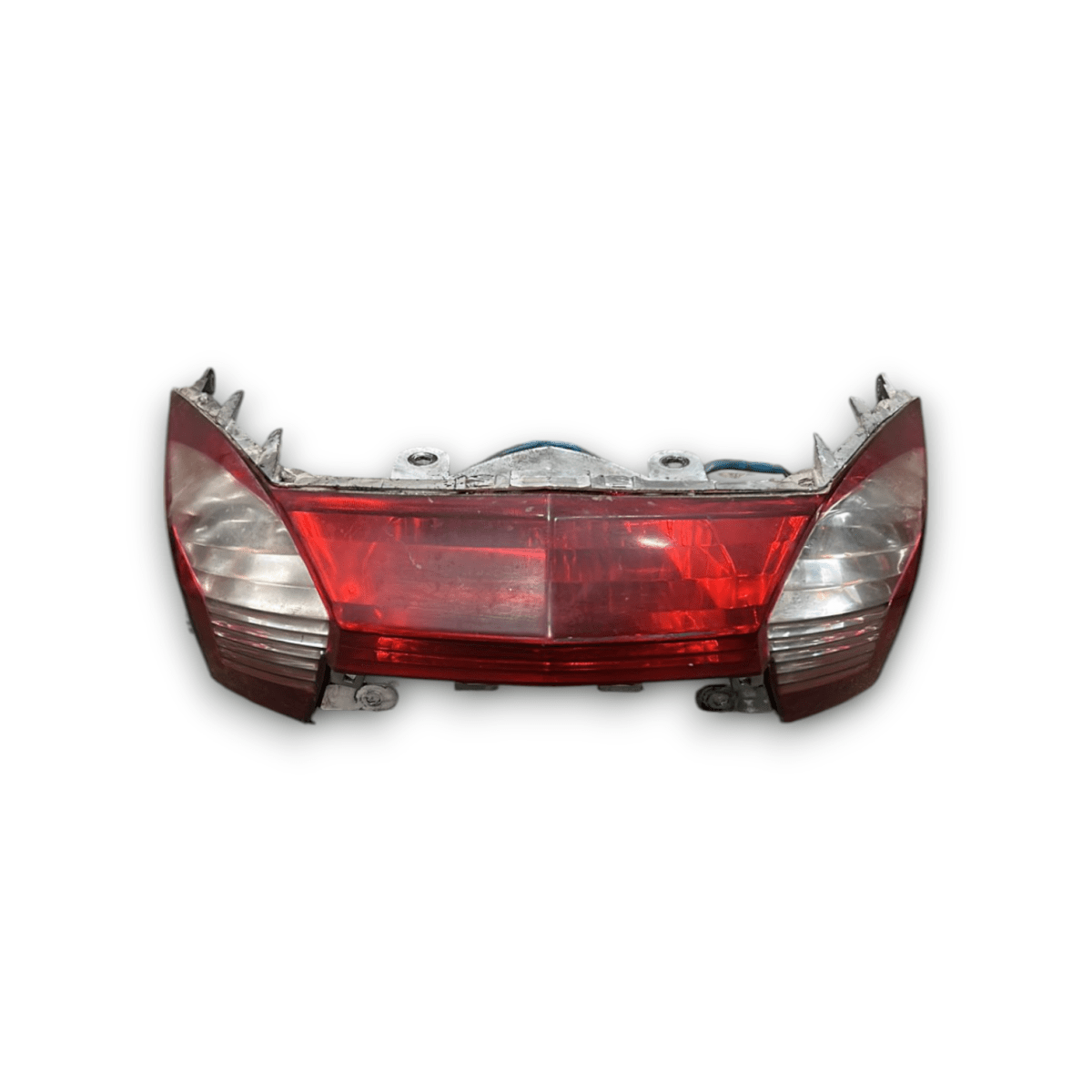 Fanale / stop posteriore kymco downtown 200i cod:33700LEA7E00 (2010 > 2016) - F&P CRASH SRL - Ricambi Usati
