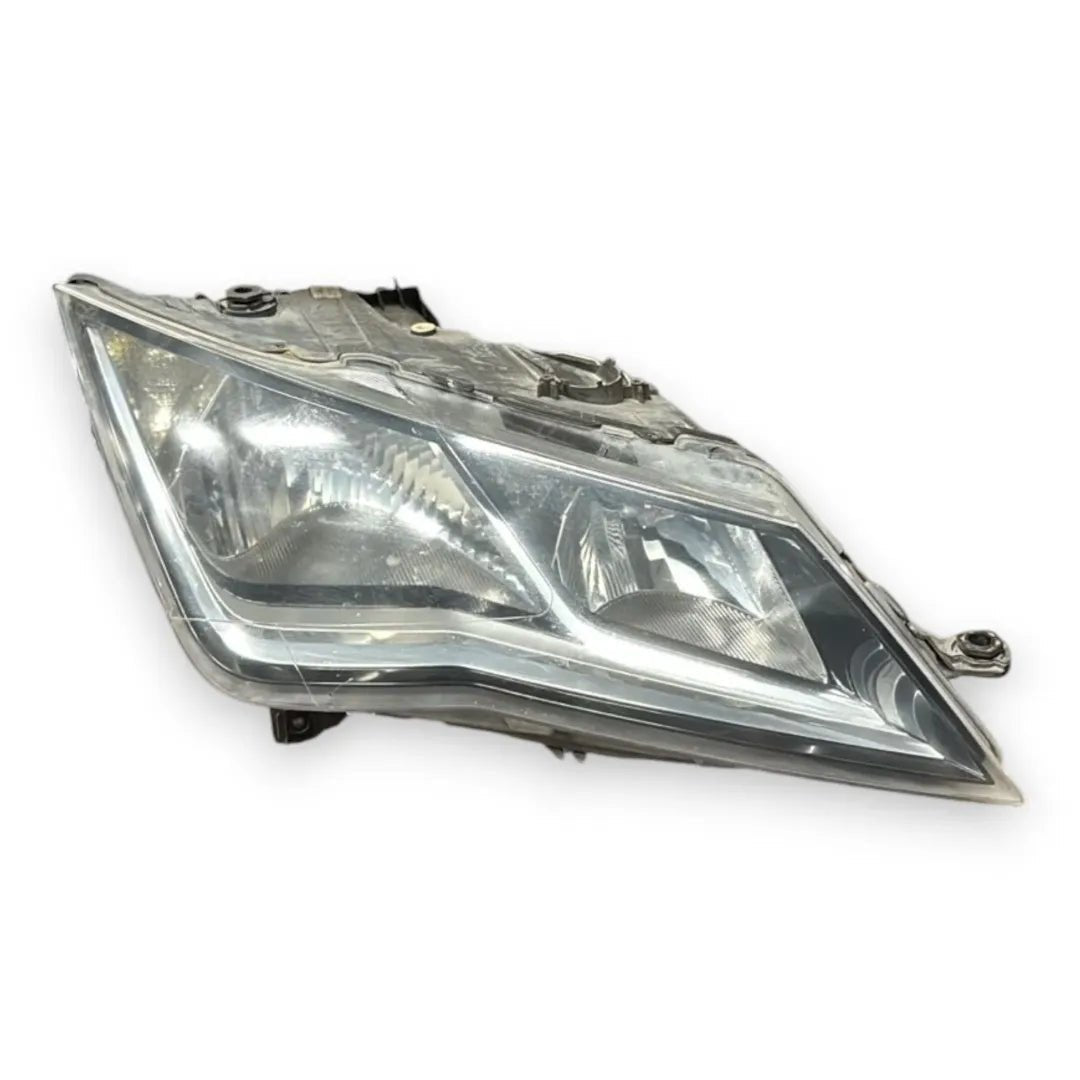 Faro anteriore destro SEAT Leon 2012–2017 OEM 5F1941006B