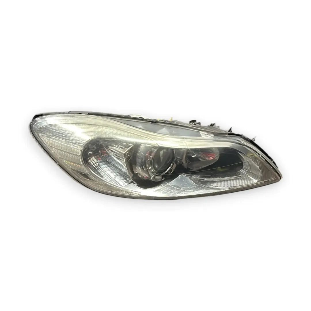 Faro anteriore destro Volvo C30 2009–2012 OEM 31299817