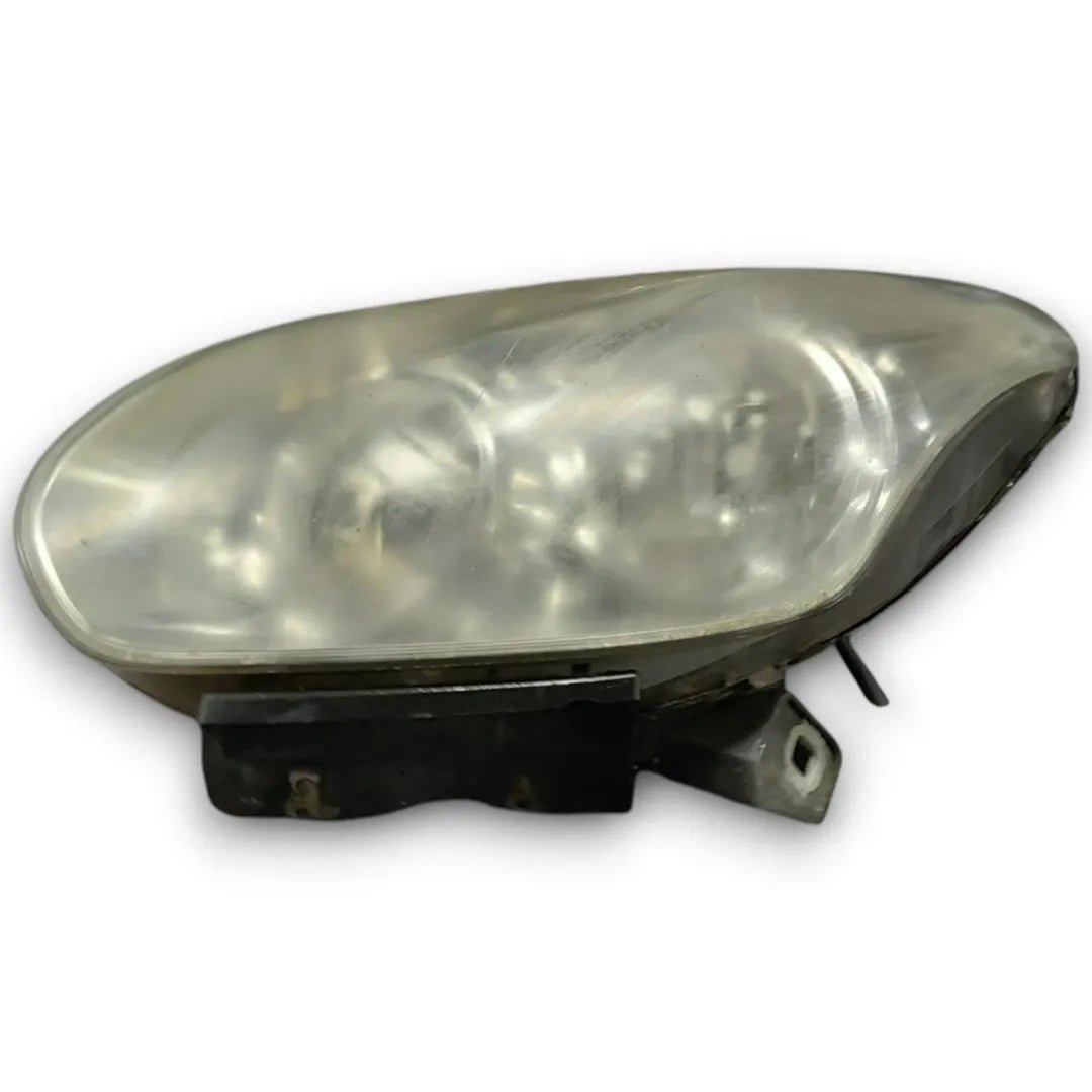 Faro anteriore sinistro Fiat Doblò II 2009–2015 OEM 51810672 - F&P CRASH SRL - Ricambi Usati