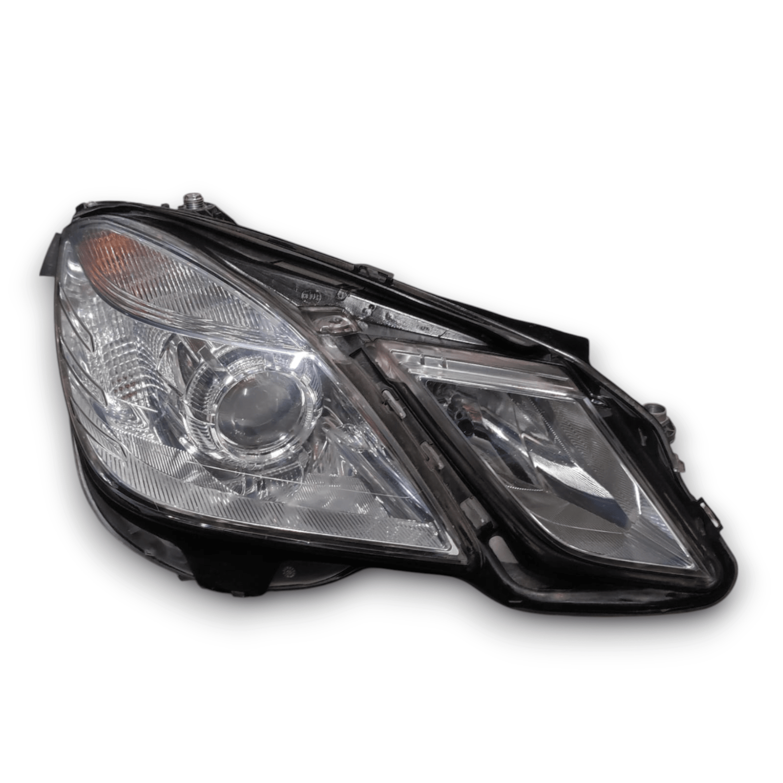 Faro / Fanale Alogeno Destro Mercedes Classe E W212 COD: A2128208261 (2009 - 2016) - F&P CRASH SRLS - Ricambi Usati