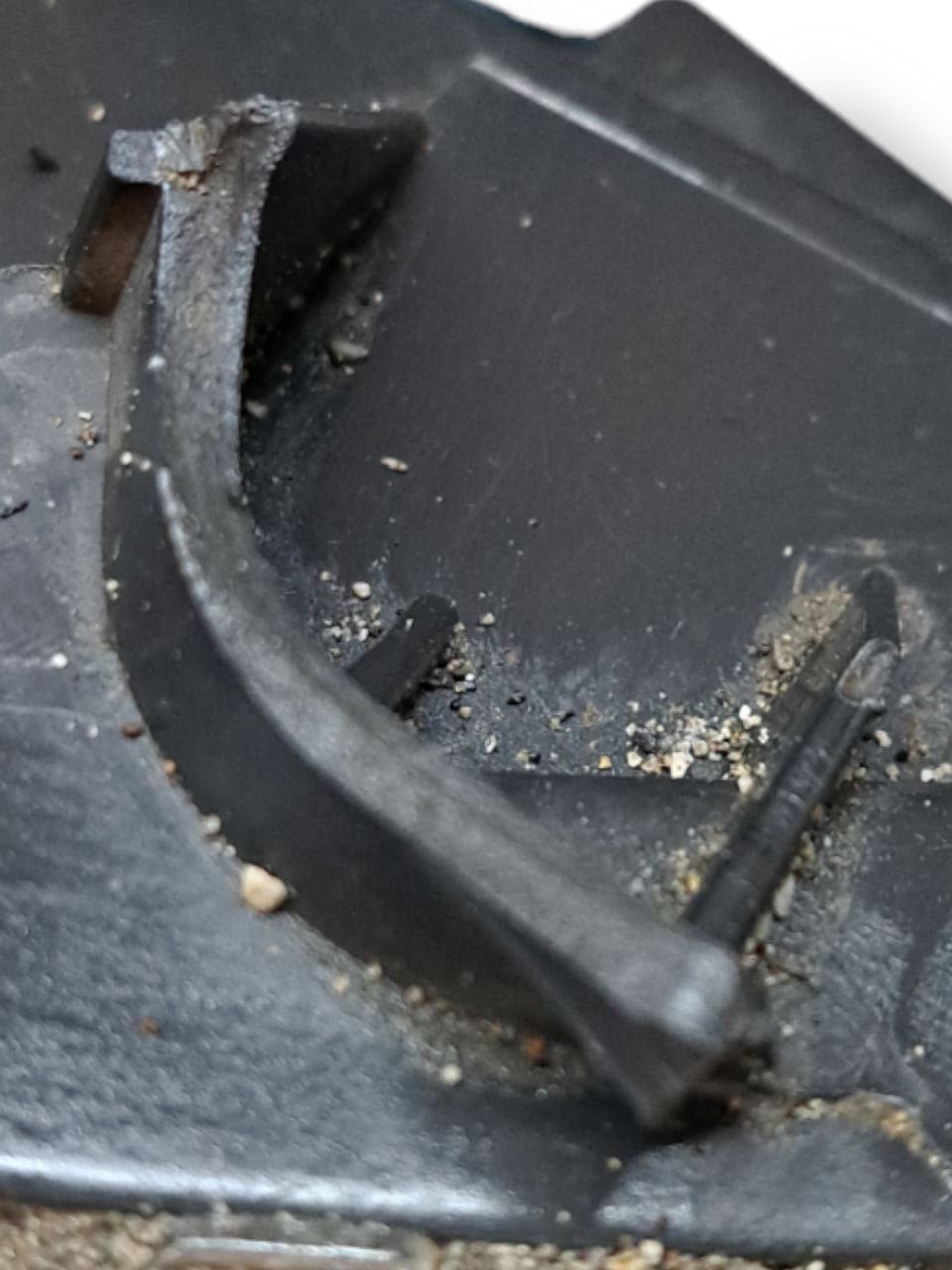 Faro / Fanale Anteriore destro (Dx) Alogeno Toyota Yaris (2005-2011) COD:81110-0D330 - F&P CRASH SRLS - Ricambi Usati