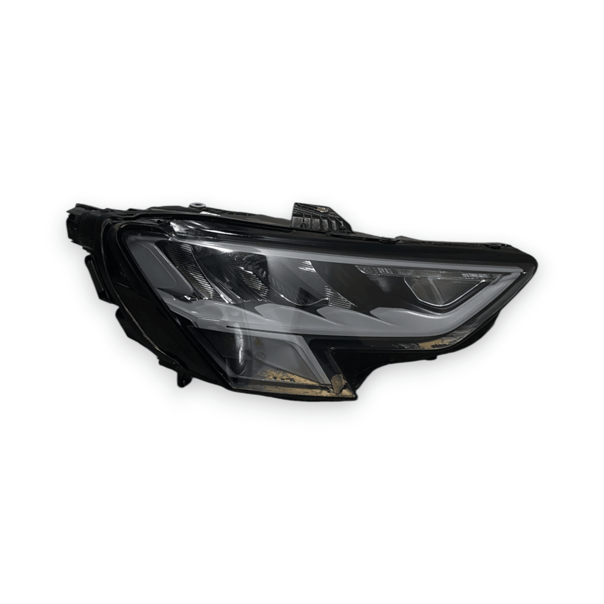 Faro / fanale anteriore destro (dx) audi a3 8y cod:8y0941011 / 90193976 (2020 - ) - F&P CRASH SRL - Ricambi Usati