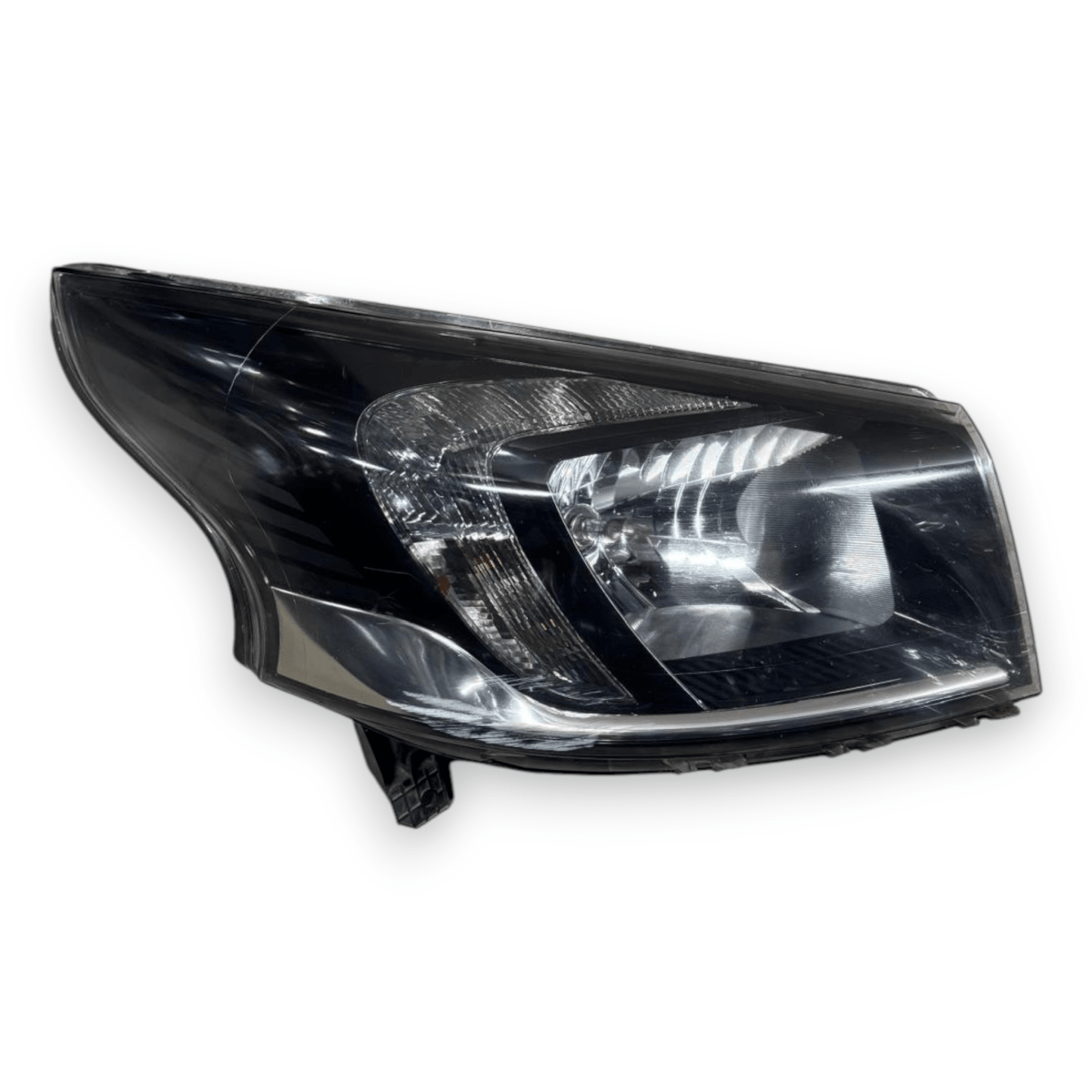 Faro / fanale anteriore destro (dx) Opel Vivaro B cod.93461901 (2014 - 2019) - F&P CRASH SRL - Ricambi Usati