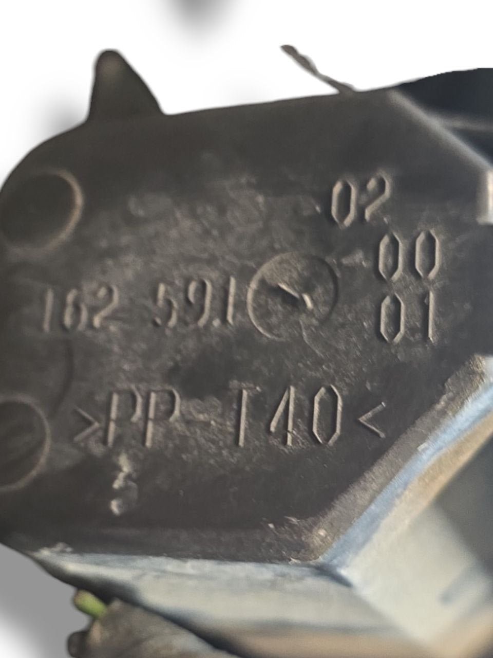 Left Halogen Headlight / Front Light Mercedes-Benz E-Class W211 (2002 - 2009) Code: 162-591-01 - F&P CRASH SRLS - Used Parts