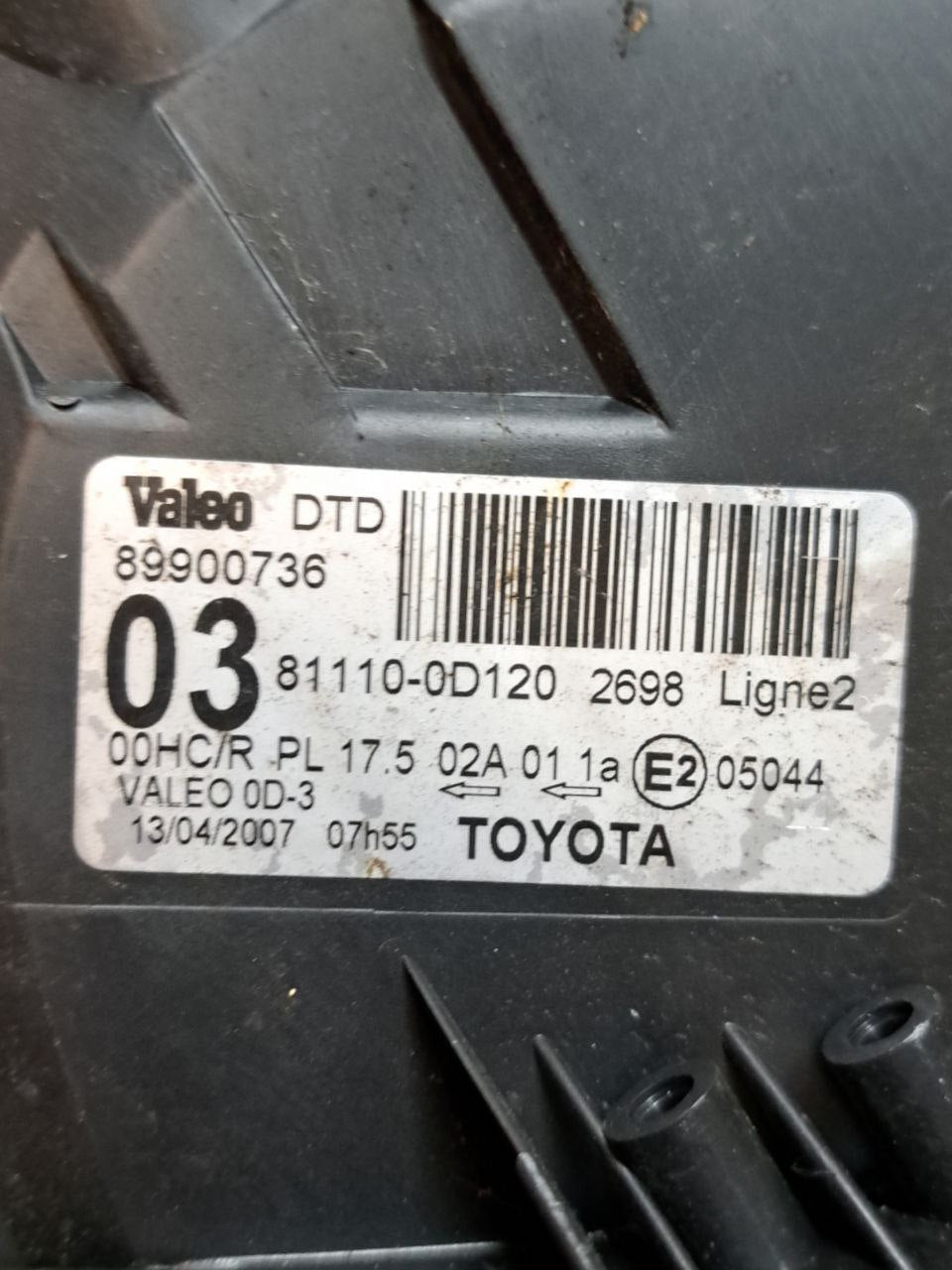 Faro / Fanale Anteriore sinistro Alogeno Toyota Yaris (2006) COD:81110-0D120 - F&P CRASH SRLS - Ricambi Usati