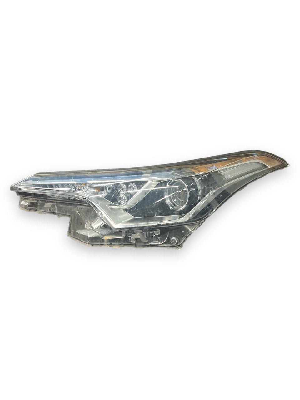 Left Front LED Headlight Toyota C-HR (2021) code: 81150-F4031-00 - F&P CRASH SRLS - Used Parts