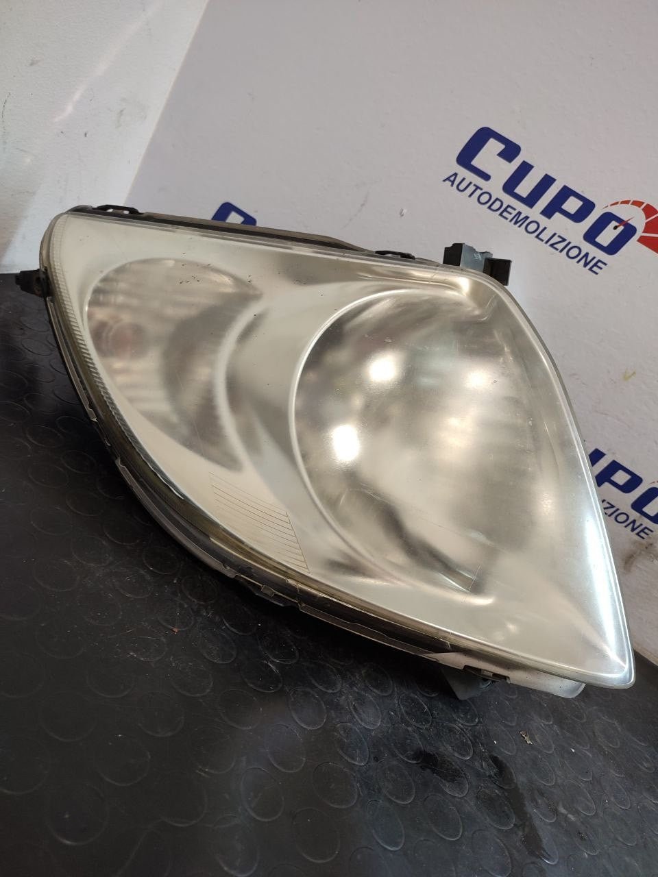 Left Headlight SUZUKI SWIFT (2006-2010) Code:35300-62J11 - F&P CRASH SRLS - Used Spare Parts