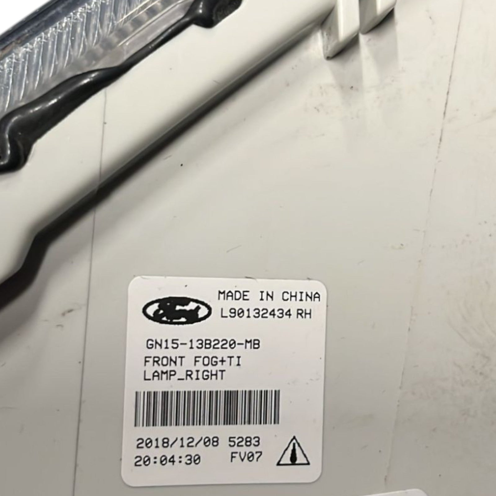 Faro / Faretto Destro Fendinebbia Alogeno Ford Eco Sport cod:GN15 - 13B220 - MB (2012 >) - F&P CRASH SRLS - Ricambi Usati