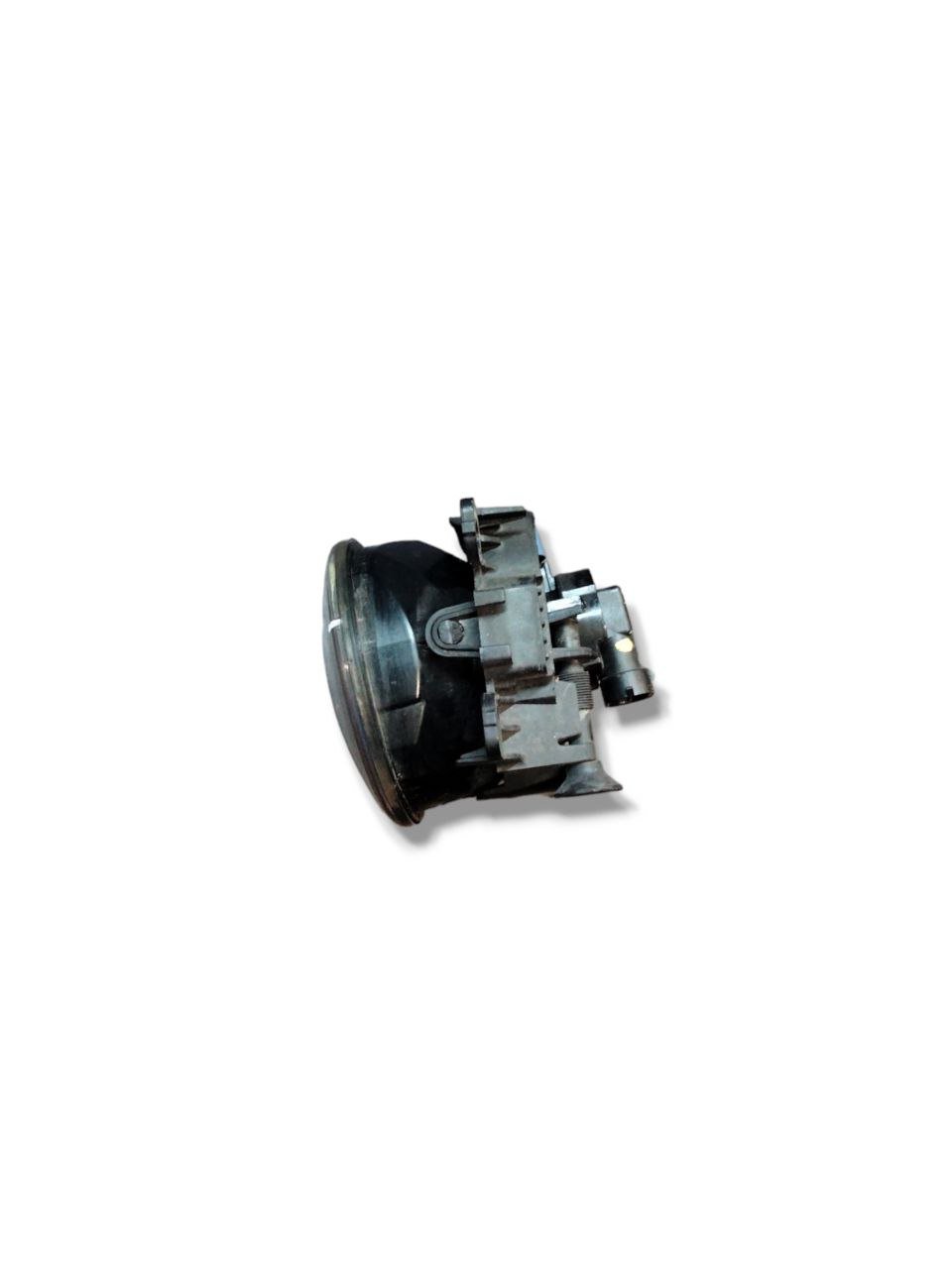 Front Right Fog Light dx Smart Fortwo/Dacia Sandero Stepway (2014>) code.261500097R - F&P CRASH SRLS - Used Parts