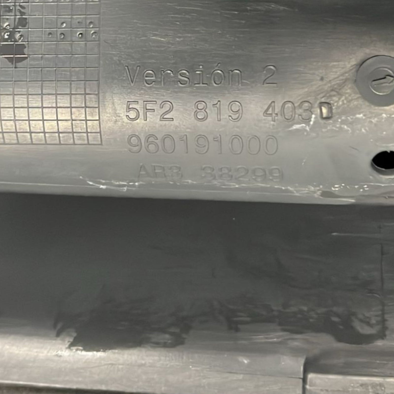 Gocciolatoio Parabrezza Seat Leon III cod:5F2819403D (2012 >2019) - F&P CRASH SRLS - Ricambi Usati