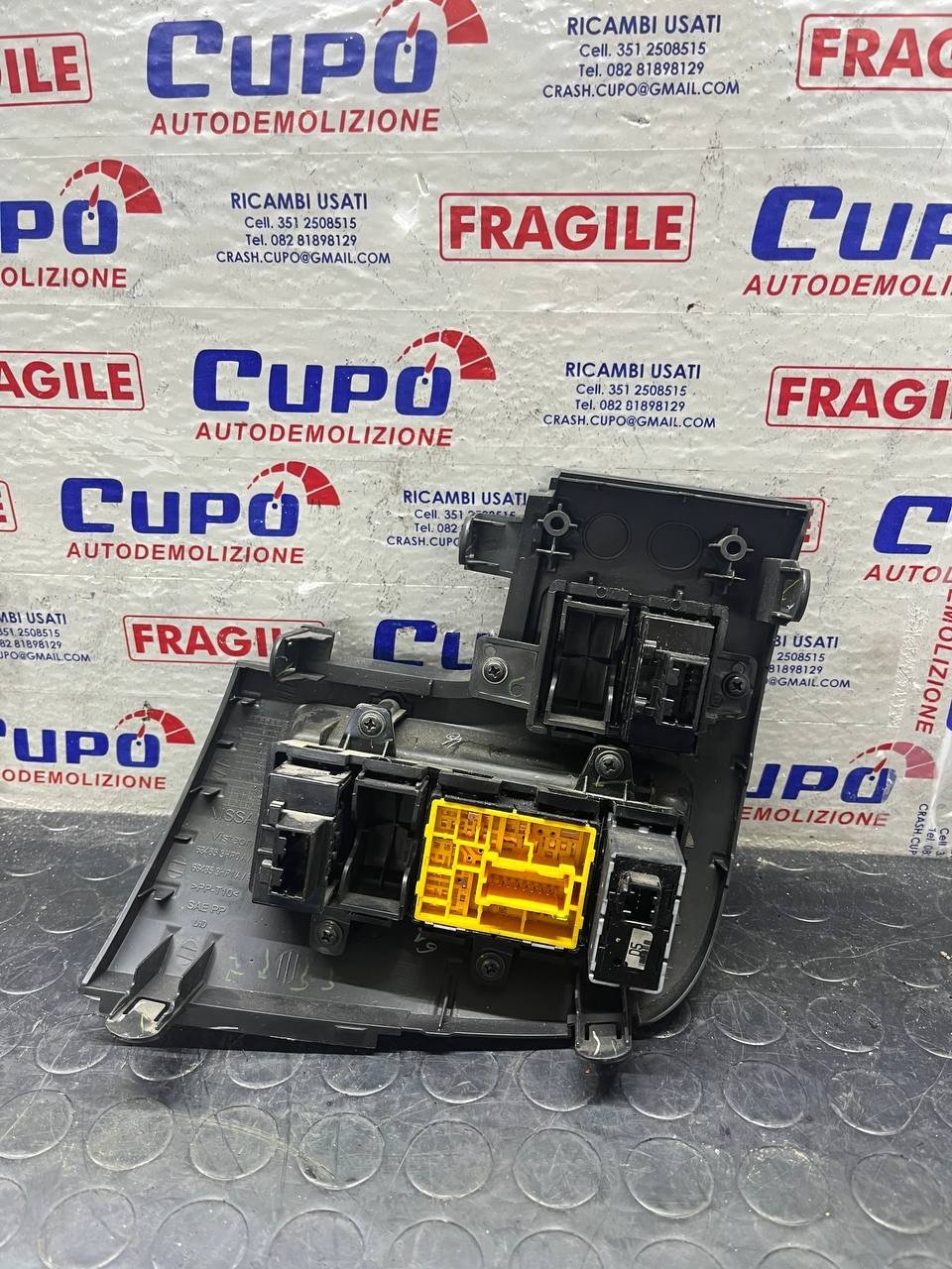 Nissan Micra K13 Light and Headlight Control Command Group code: 68453HP0A - F&P CRASH SRLS - Used Spare Parts