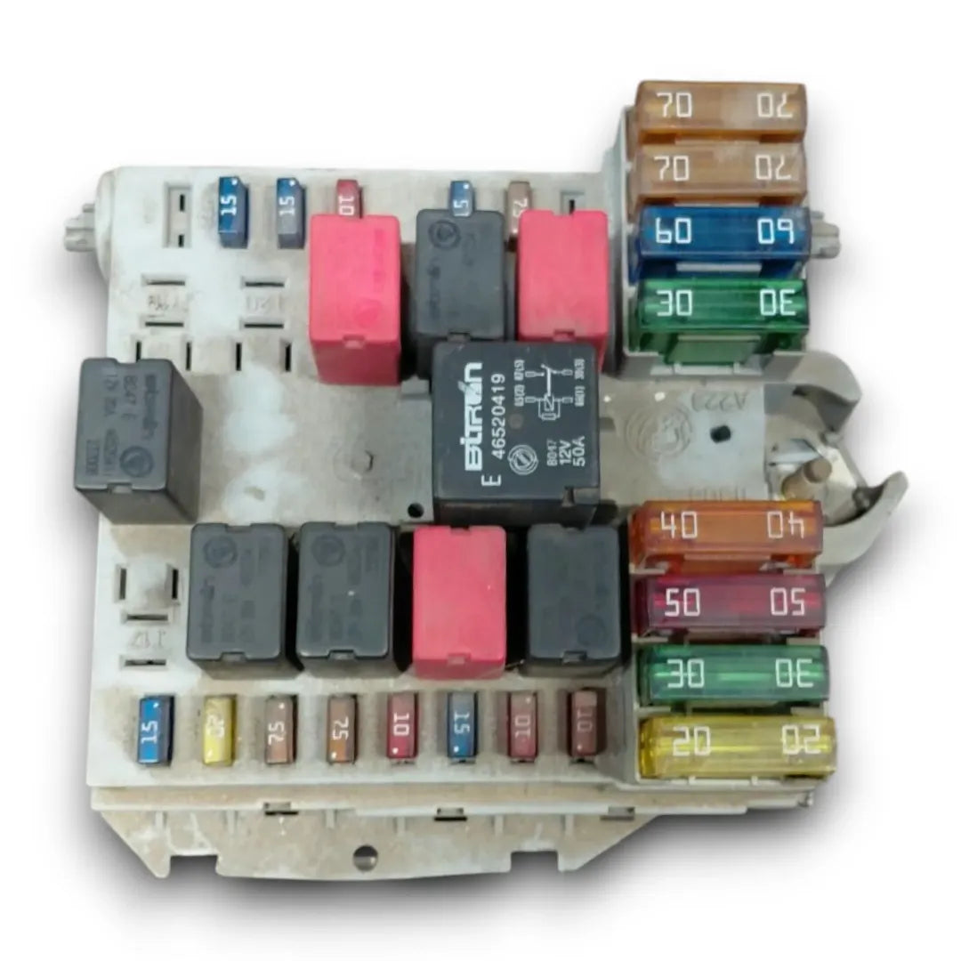 Scatola fusibili Lancia Ypsilon 2003–2006 cod. 51724661