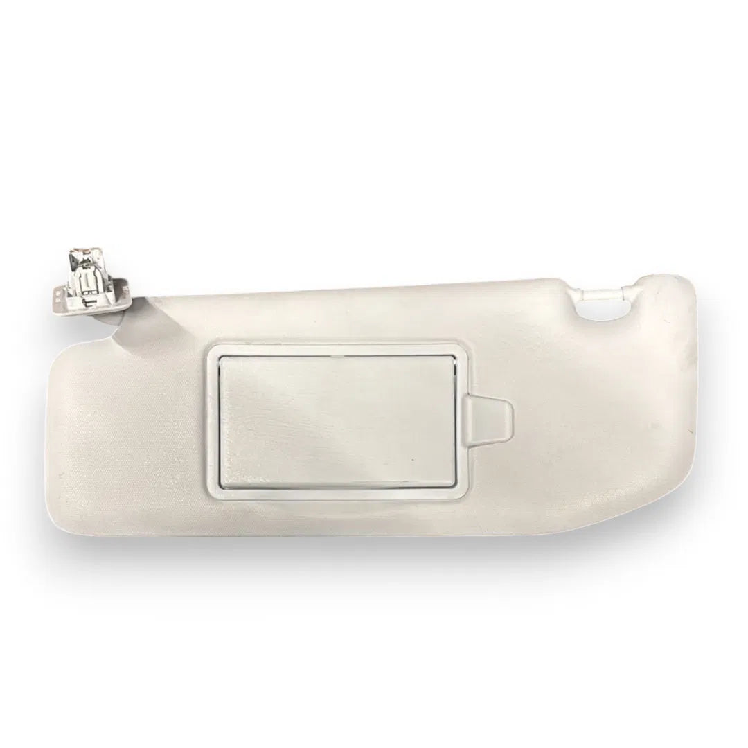 Aletta parasole sinistra anteriore Peugeot 2008 2019–2023 OEM 96738898