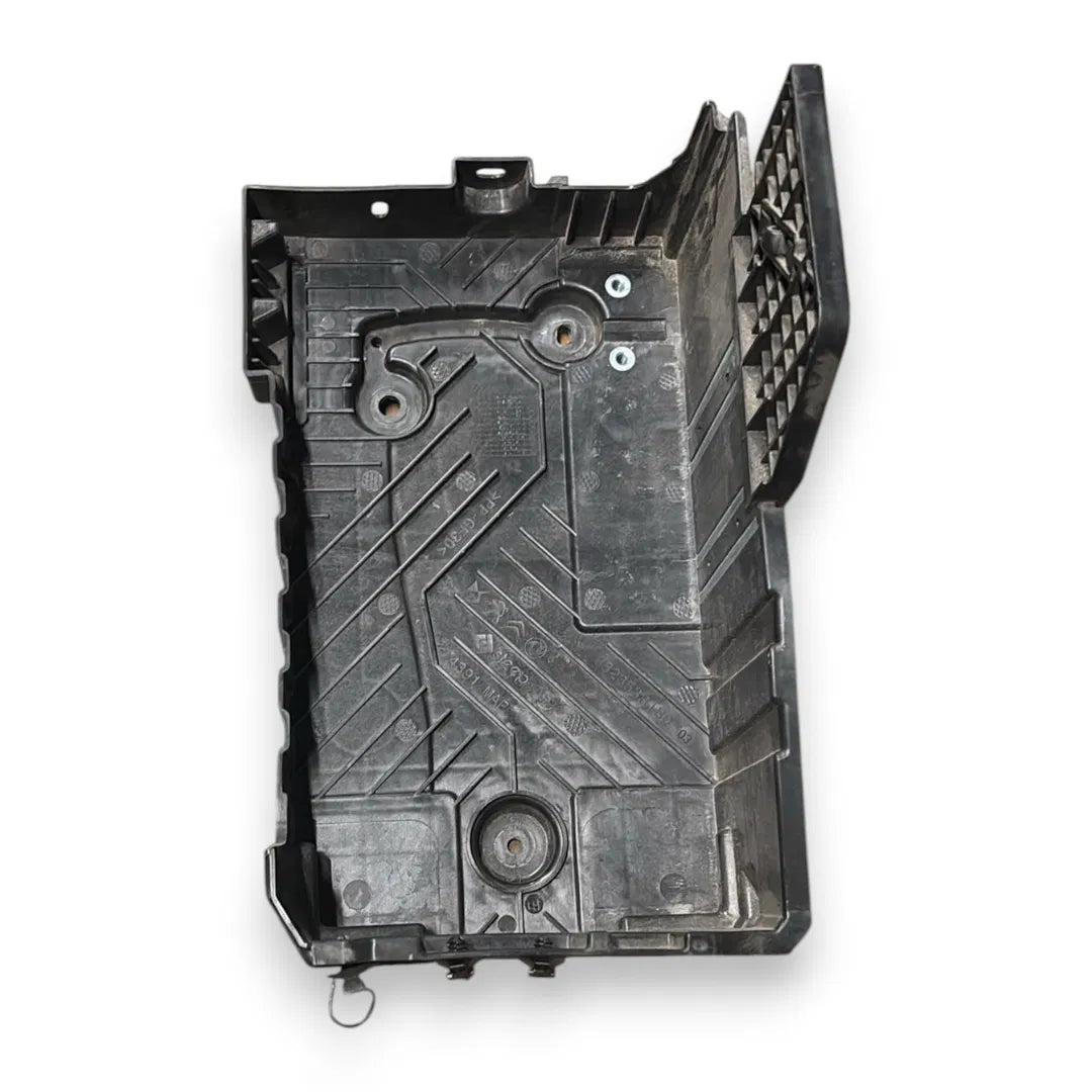 Supporto batteria Peugeot 2008 2019–2023 OEM 9823533180