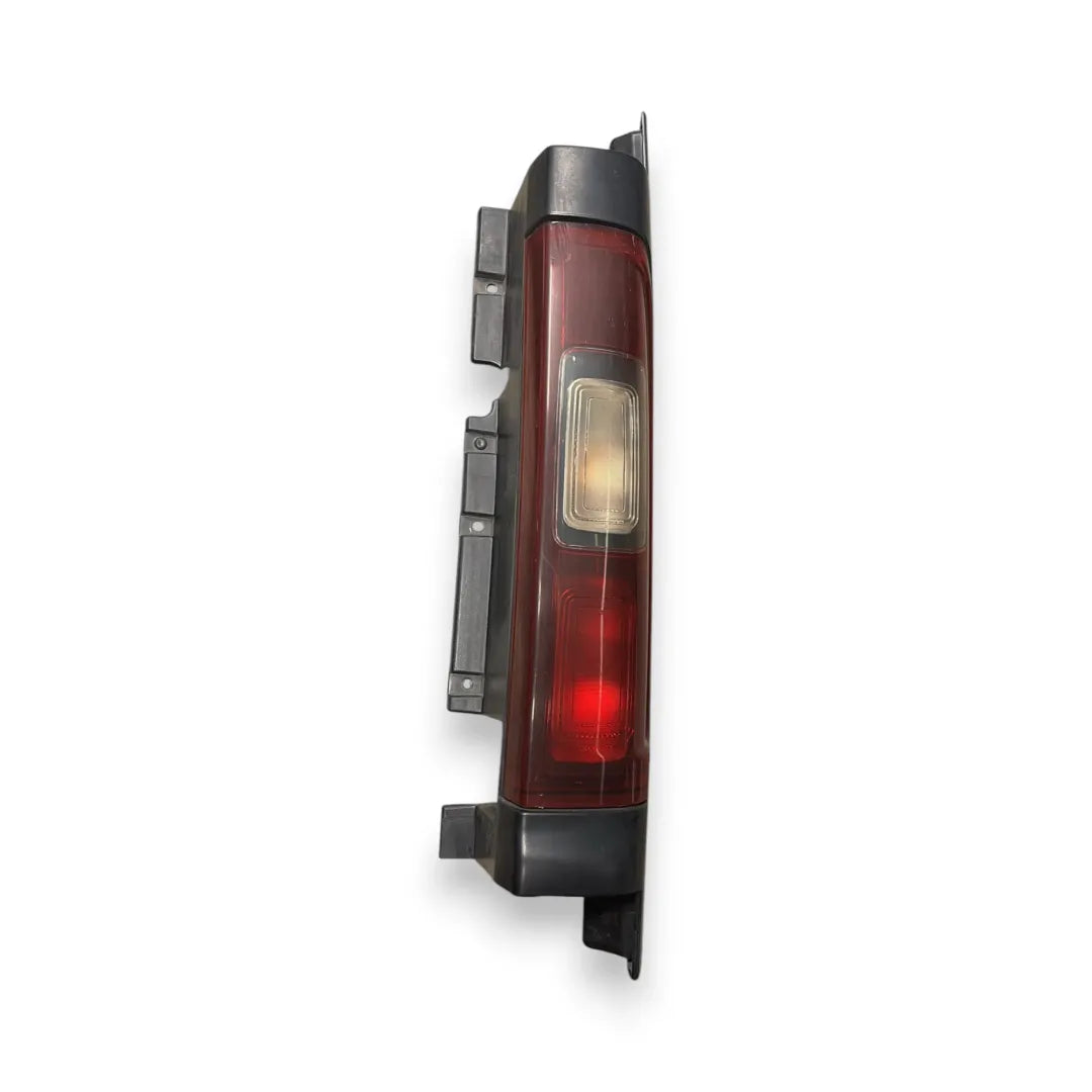 Fanale posteriore destro Renault Trafic OEM 265504656R