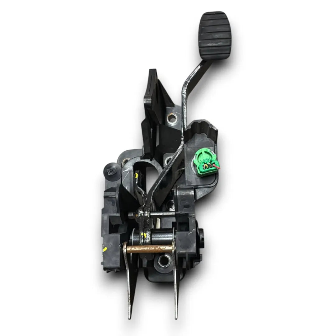 Pedale freno Renault Twingo 3ª Serie cod. 465015994R