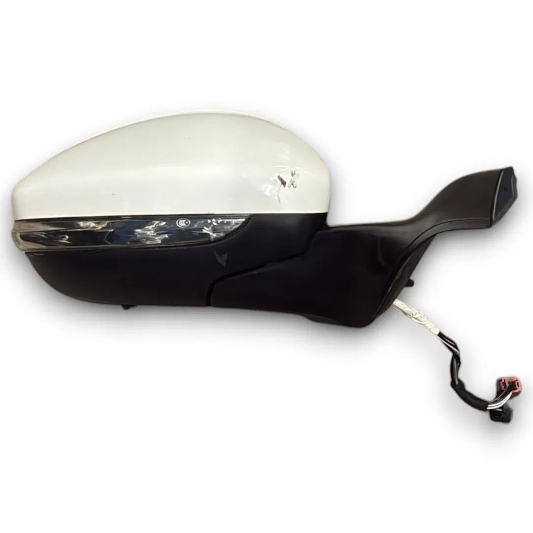 Specchietto destro Peugeot 208 2015–2020 da riparare