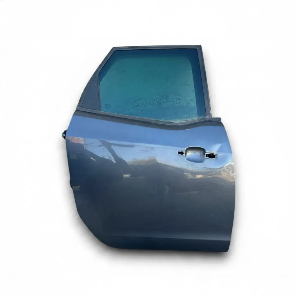Portiera posteriore sinistra Opel Meriva B dal 2010 OEM 13309255 da riparare