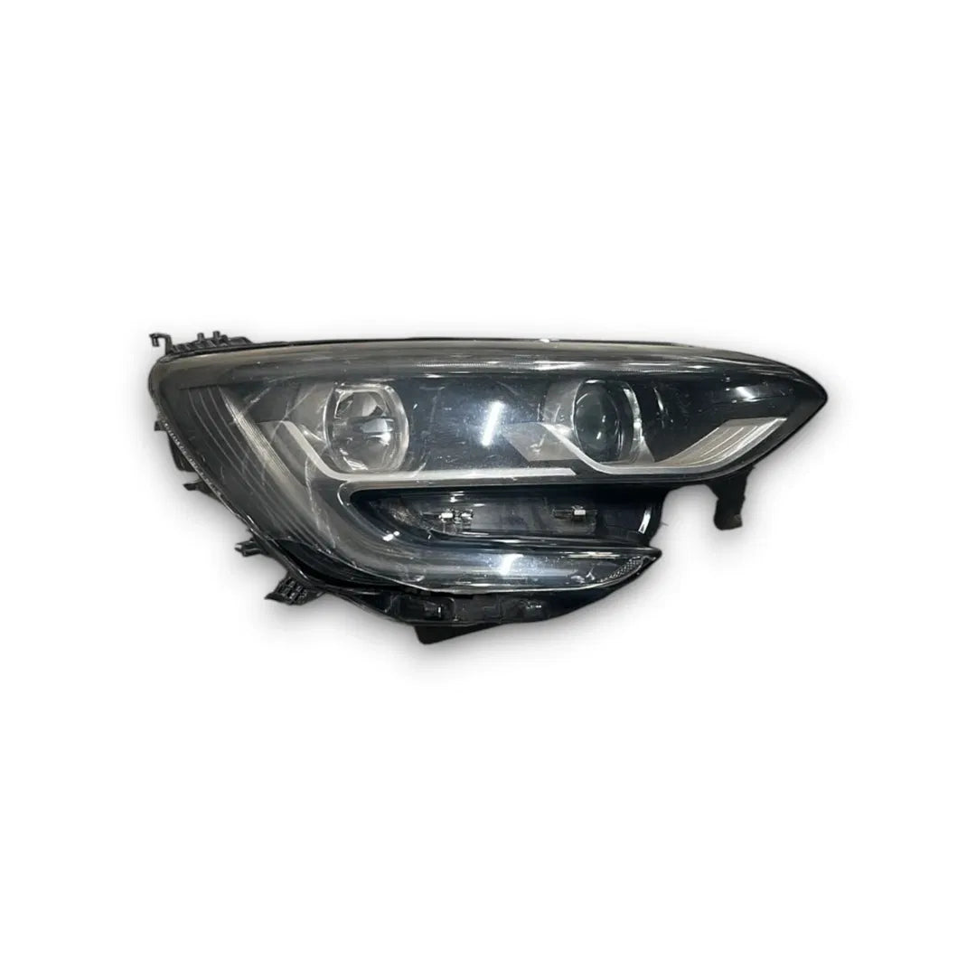 Faro anteriore destro Renault Megane 2016–2021 OEM 260100141R da riparare