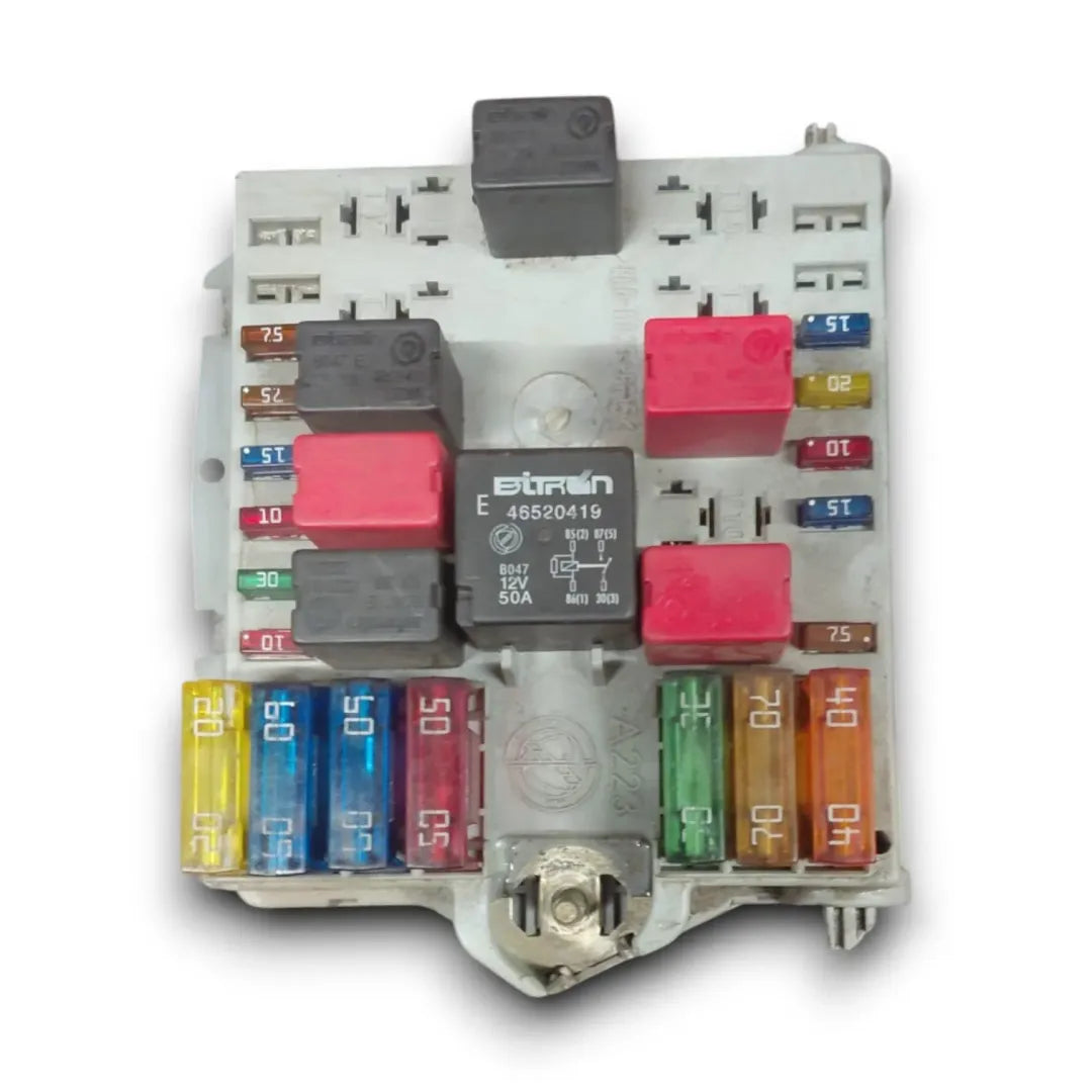 Scatola fusibili Fiat Punto Classic 2U cod. 46835593
