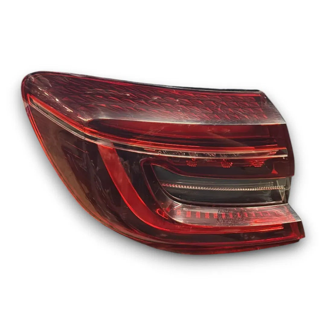 Fanale posteriore esterno sinistro Renault Clio 5ª Serie 2019–2024 OEM 265551550R