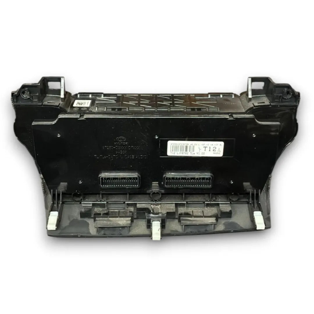 Dettaglio Blocco comando climatizzazione Hyundai Tucson OEM 97250D7270TRY - foto 2