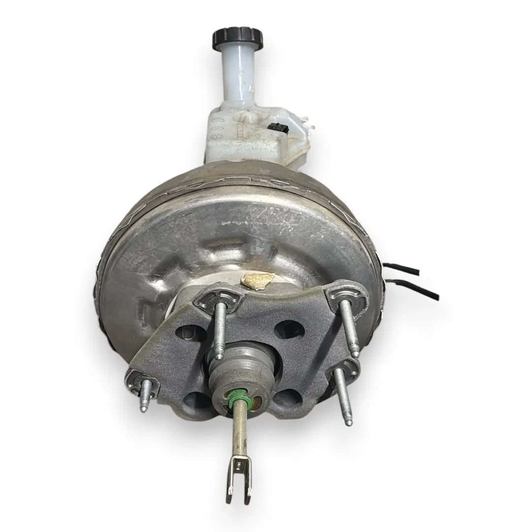 Dettaglio Servofreno Renault Clio 5ª Serie 2019–2024 OEM 472109156R - foto 2
