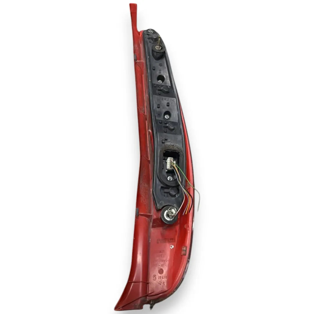 Dettaglio Fanale posteriore sinistro Fiat Punto 1N/1P OEM 46817804 - foto 2