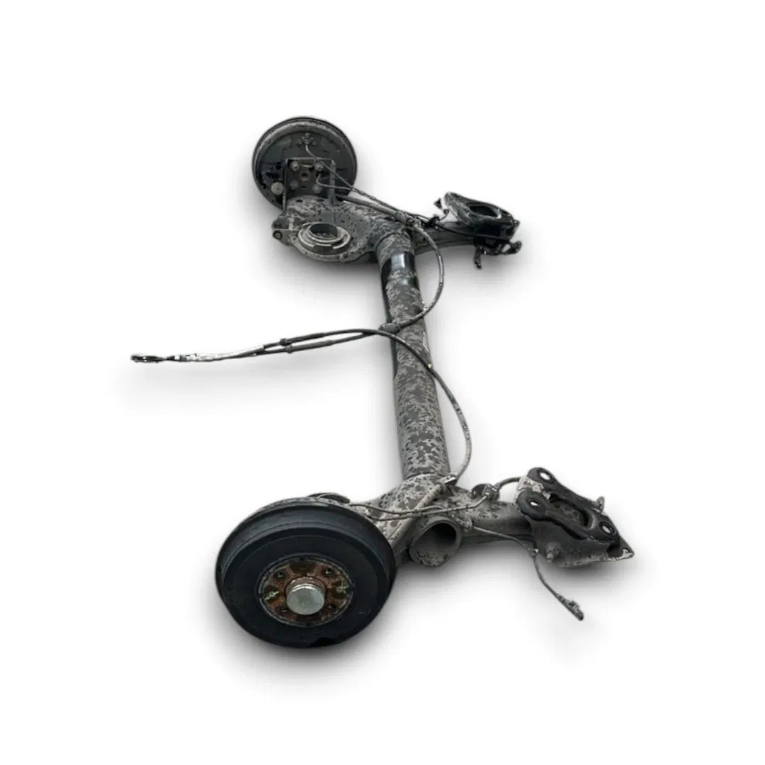 Dettaglio Assale posteriore Opel Corsa 2014–2019 OEM 39010958 - foto 2