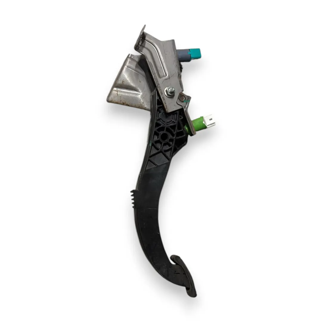 Dettaglio Pedale della frizione Renault Kangoo OEM 465037304R - foto 2