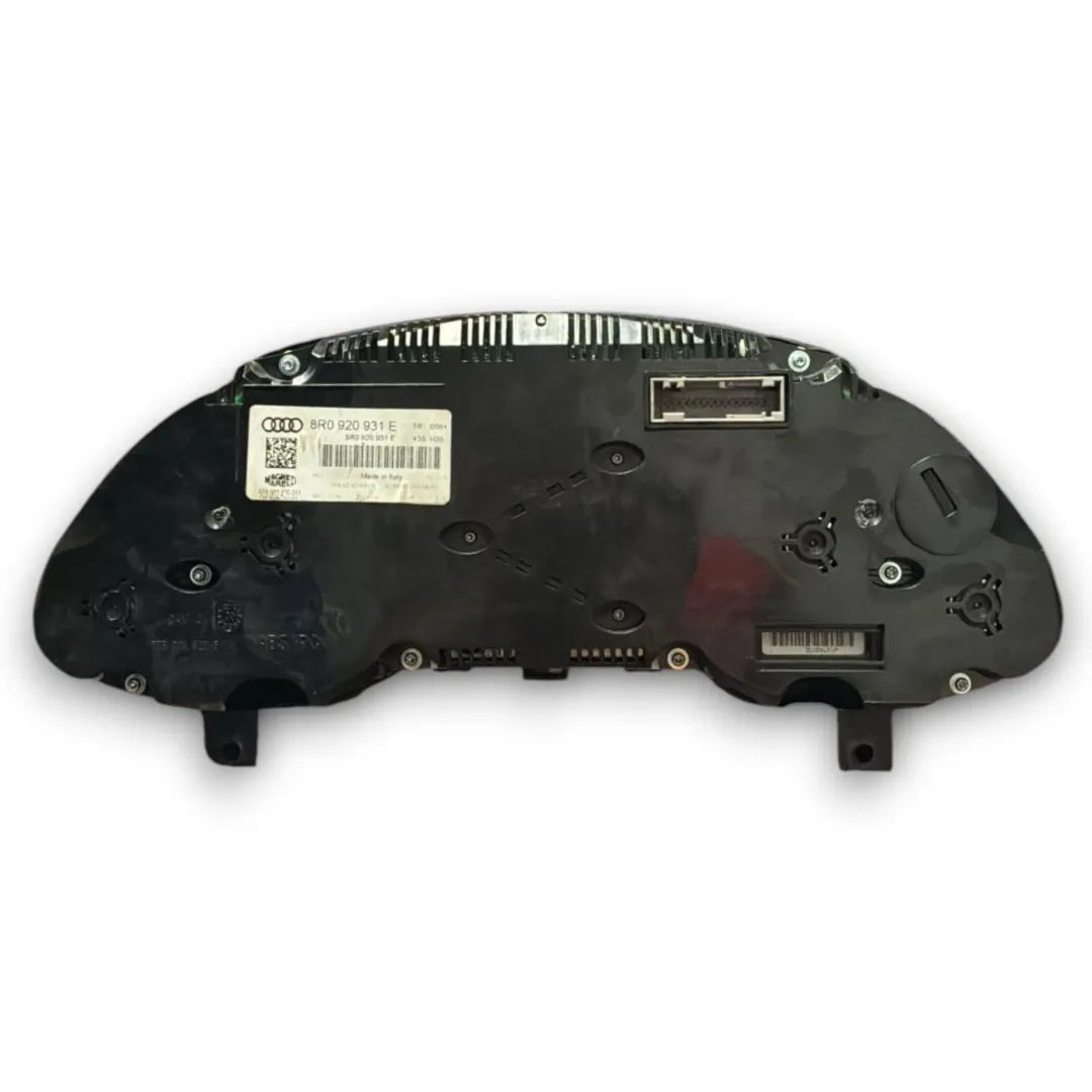 Dettaglio Quadro strumenti Audi Q5 8R 2008–2017 cod. 8R0920931E - foto 2