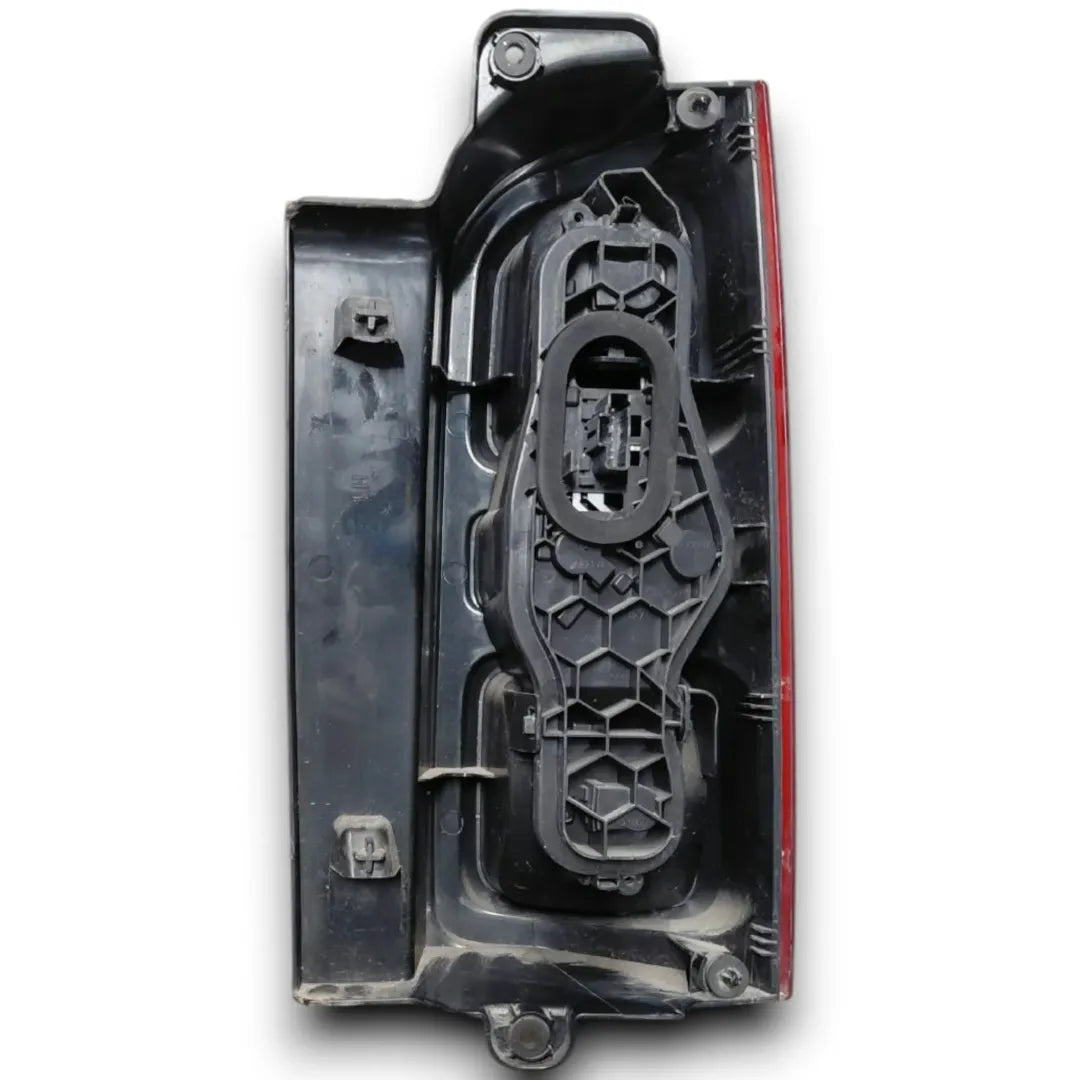 Dettaglio Fanale posteriore sinistro Peugeot Expert Furgone 3ª Serie 2012–2017 OEM 6350AH - foto 2