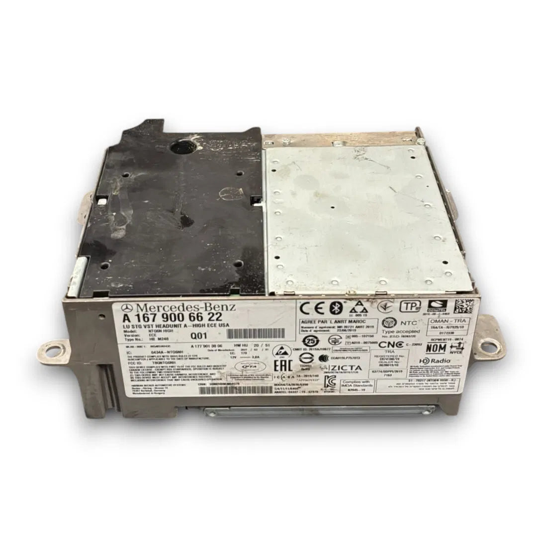 Dettaglio Autoradio Mercedes-Benz Classe GLE Coupé C167 dal 2020 OEM A1679006622 - foto 2