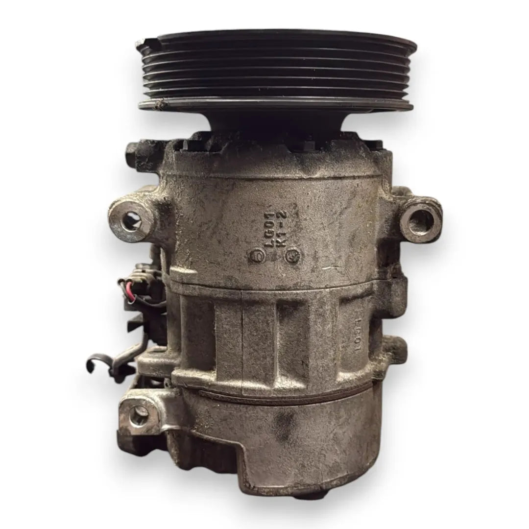 Dettaglio Compressore clima Renault Megane 3ª Serie OEM 8200939386 - foto 2