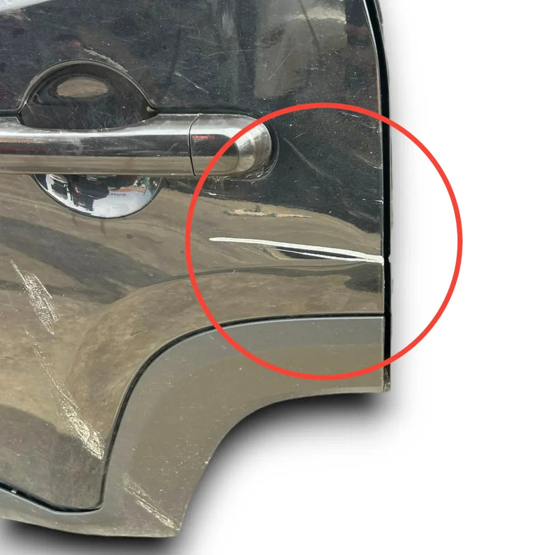Dettaglio Portiera posteriore completa sinistra Jeep Renegade OEM 52051450 - foto 2