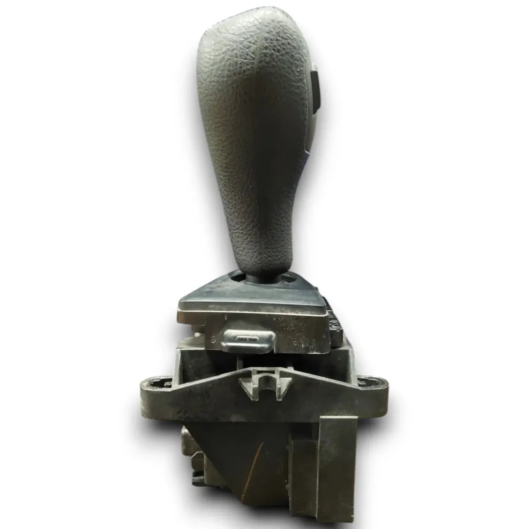 Dettaglio Selettore cambio automatico BMW Serie 4 Coupé F32 cod. 9296896-01 - foto 2