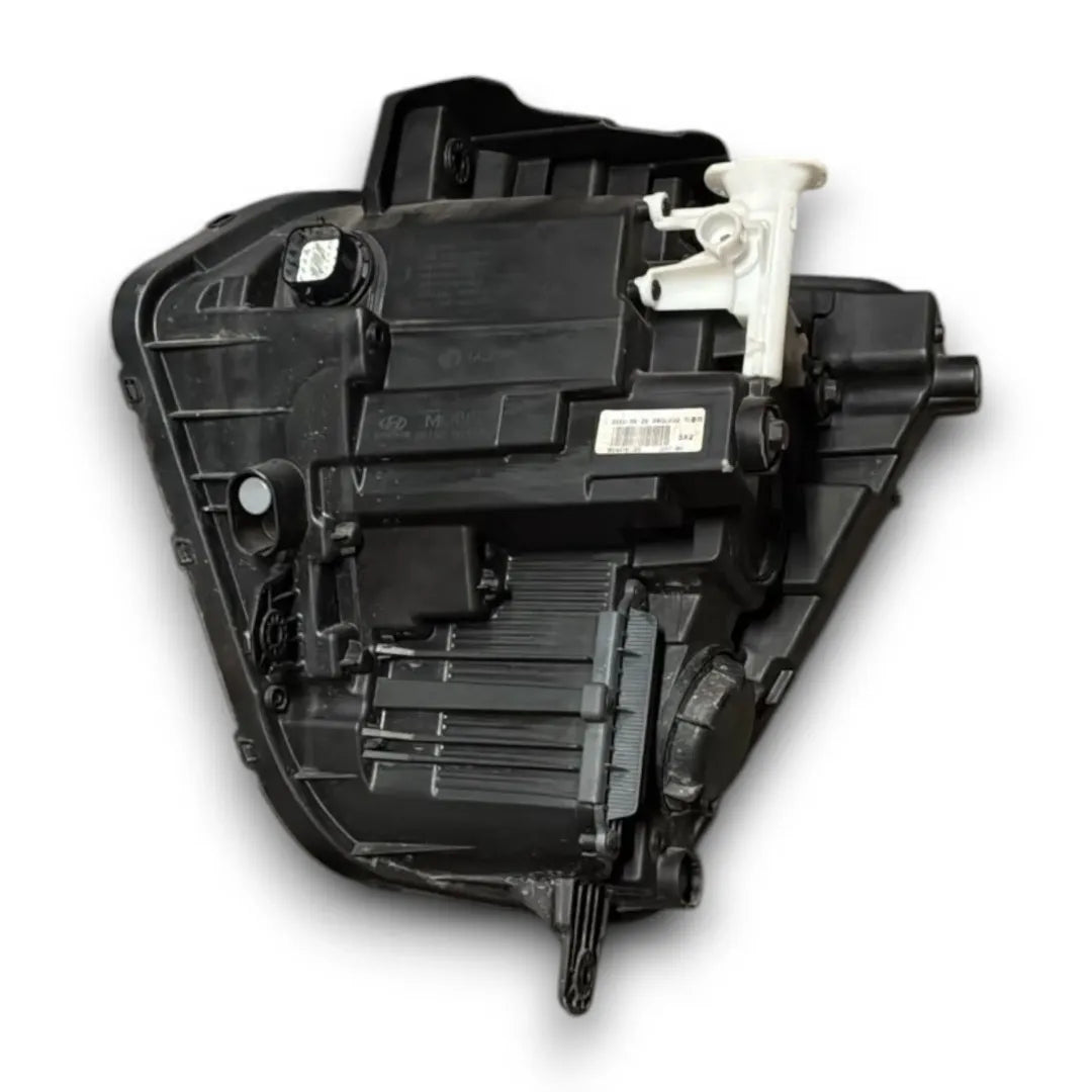 Dettaglio Faro anteriore destro Hyundai Kona OEM 92102BE100 - foto 2