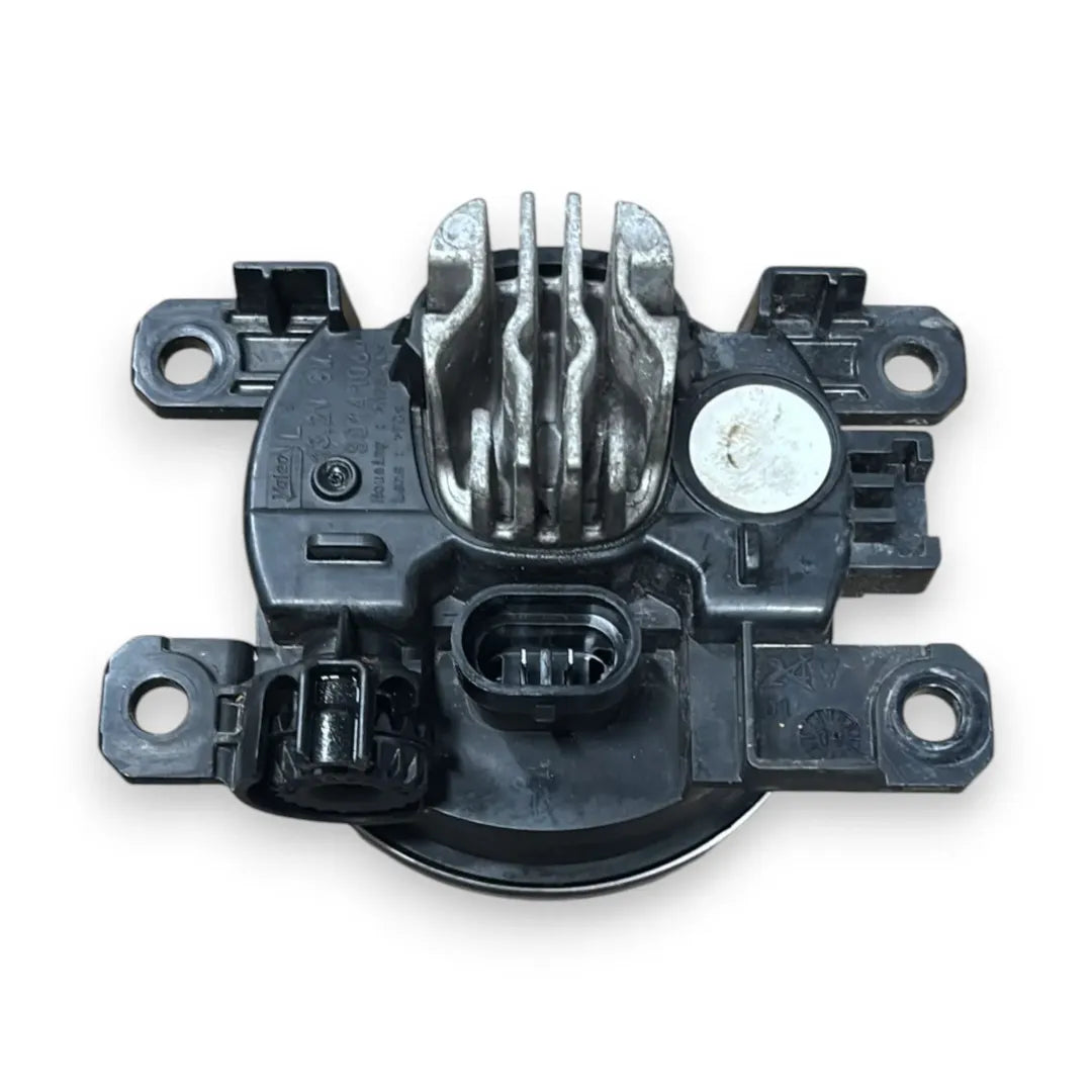 Dettaglio Fendinebbia anteriore LED sinistro Jeep Renegade dal 2018 OEM 52088649 - foto 2