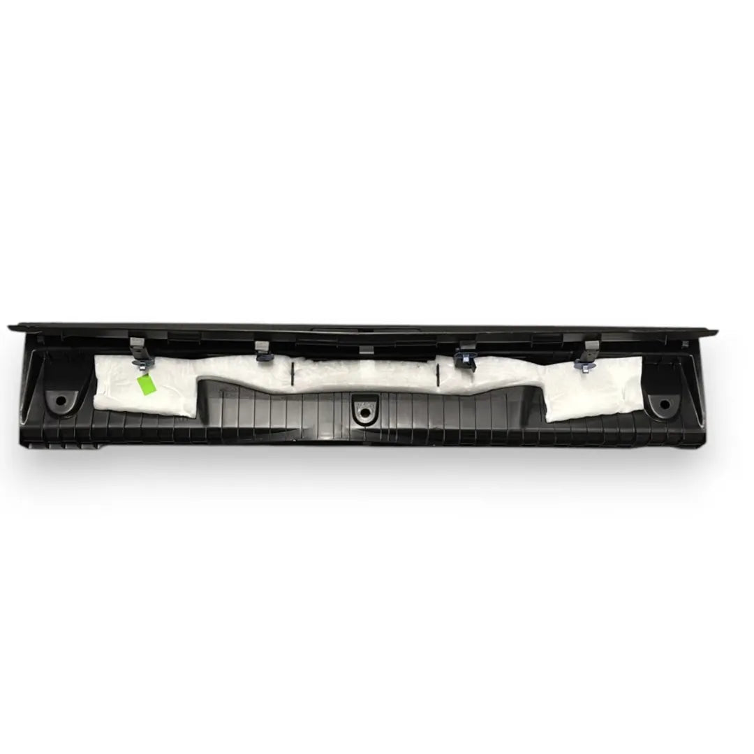 Dettaglio Rivestimento interno del portellone posteriore Peugeot 2008 2019–2023 OEM 98257547ZD - foto 2