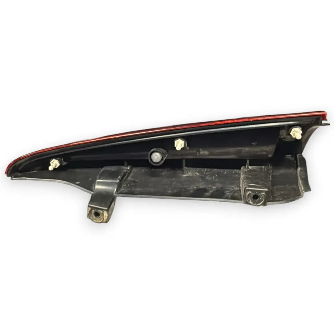 Dettaglio Fanale posteriore interno sinistro Renault Kangoo cod. 265551235R - foto 2