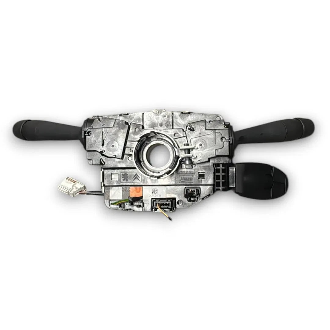 Dettaglio Comando devioguida Peugeot 208 2015–2020 OEM 98236114ZD - foto 2