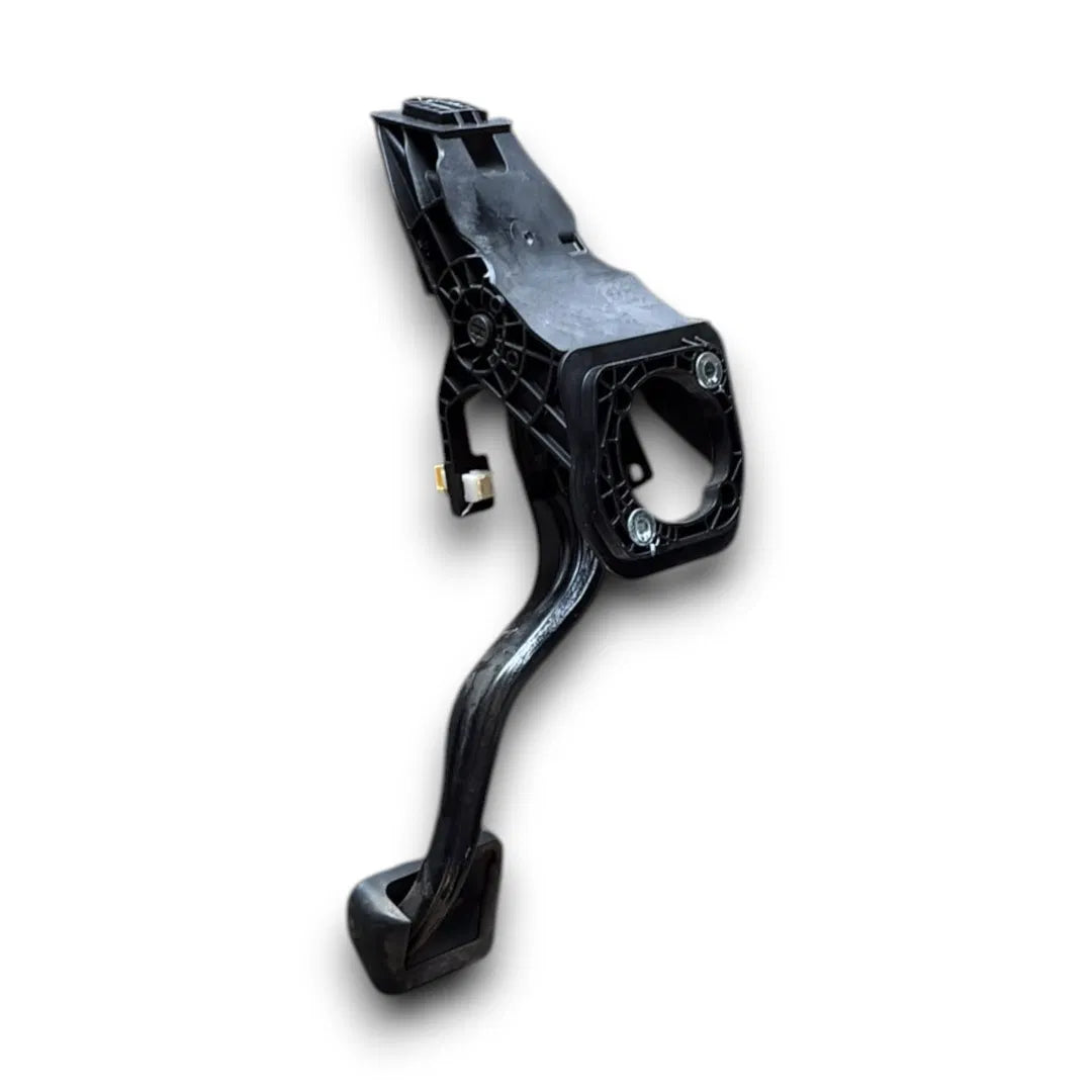 Dettaglio Pedale del freno BMW X4 G02 dal 2018 OEM 686177107 - foto 2