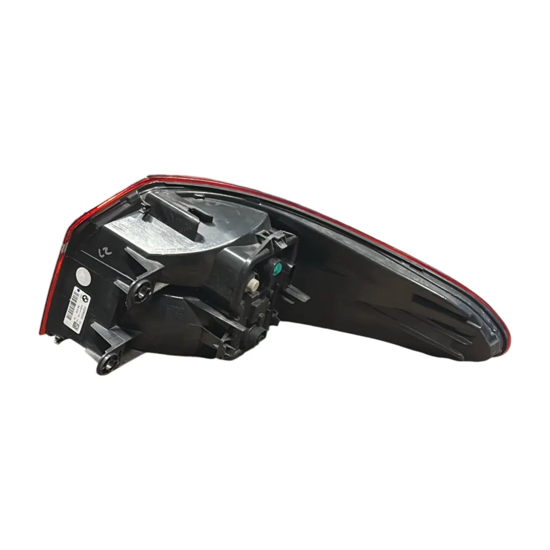Dettaglio Fanale posteriore esterno sinistro BMW X4 F26 OEM 63217331279 - foto 2