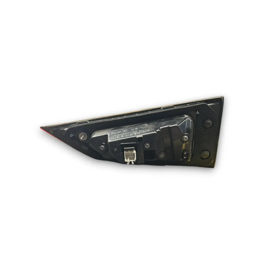 Dettaglio Fanale posteriore interno sinistro Mercedes-Benz Classe GLA H247 OEM A2479063501 - foto 2